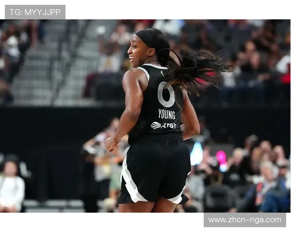 杰基·杨的成长：从王牌角色球员到绝杀关键先生